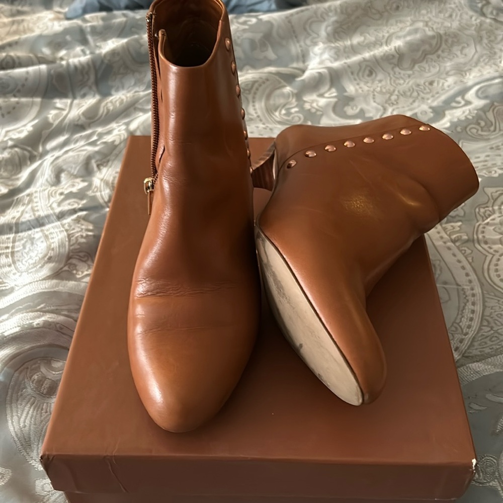 Coach boots